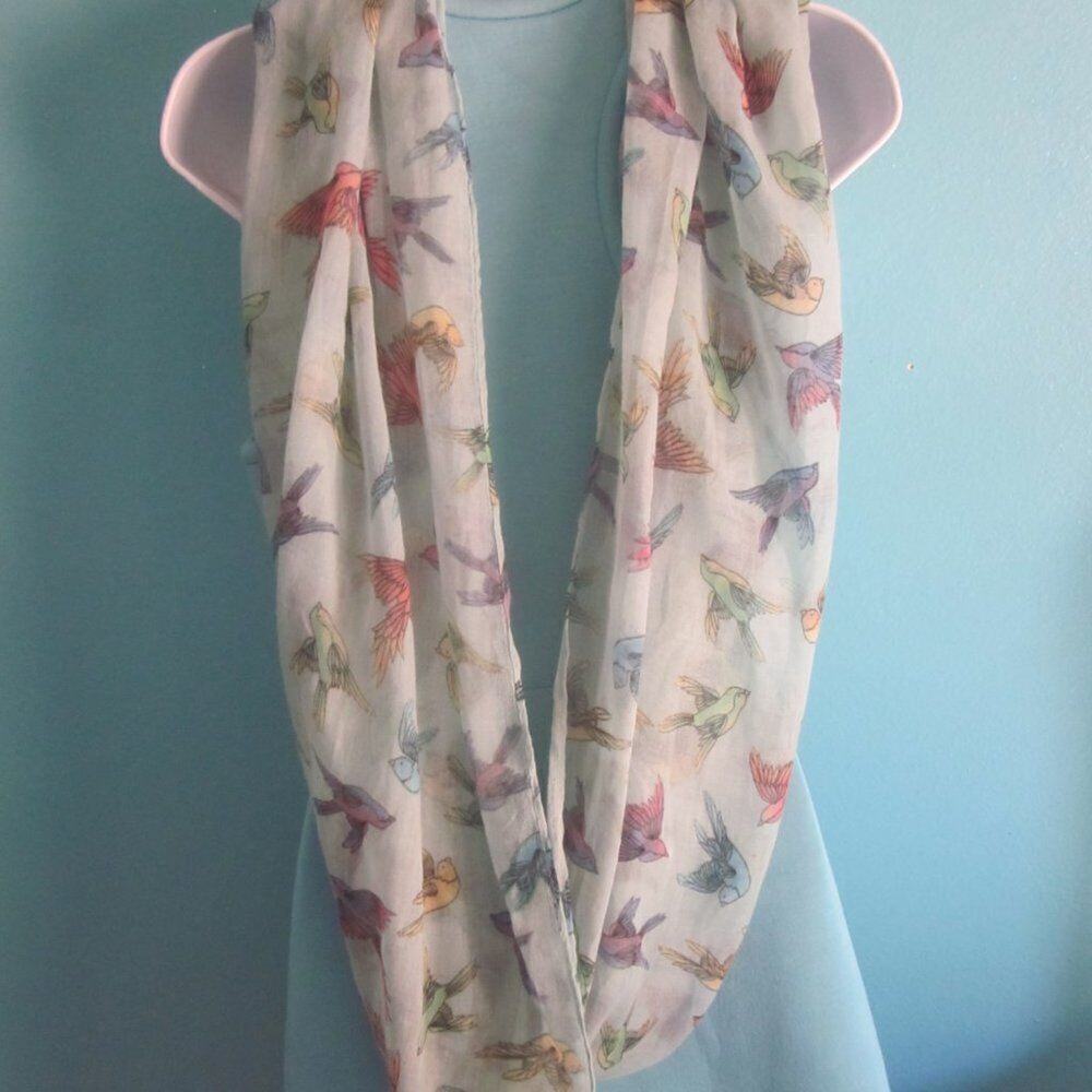 Infinity Scarf - Colorful Bird Pattern - Unbranded - Picture 2 of 9